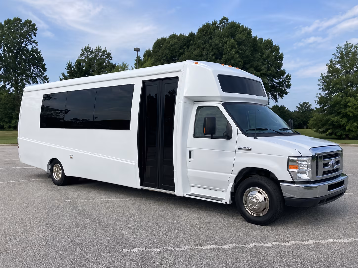 erie 18 passenger party bus